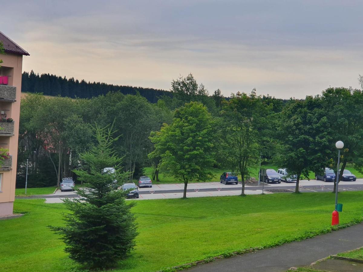 Family apartmán Kovářská Esterno foto
